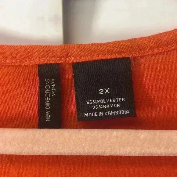 New Directions Studded Top Size 2X Orange - Picture 2 of 5